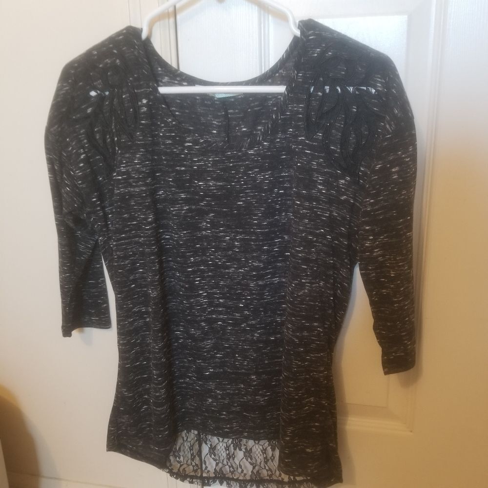 Maurices Black Marled Thin Knit Top  Floral Lace Trim Stretchy 3/4 Sleeve Small